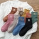 thumbnail image 3 of Calcetines de mujer de primavera y verano con cara sonriente bordada de algodón calcetines hasta la mitad de la pantorrilla calcetines casuales y versátiles de moda de primavera y otoño calcetines, 3 of 4
