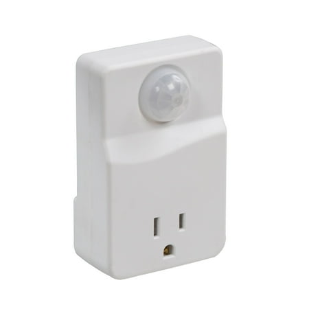 AmerTac Indoor Plug-In Motion Activated Light Control