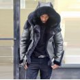 thumbnail image 2 of Chaqueta de cuero para hombre, popular chaqueta de cuero con cremallera y cuello de piel sintética, 2 of 4
