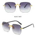 thumbnail image 2 of Gafas de sol cuadradas sin marco grises dobles tendencia de moda gafas de sol sin marco con borde cortado gafas de sol de pasarela estilo callejero para mujer, 2 of 8