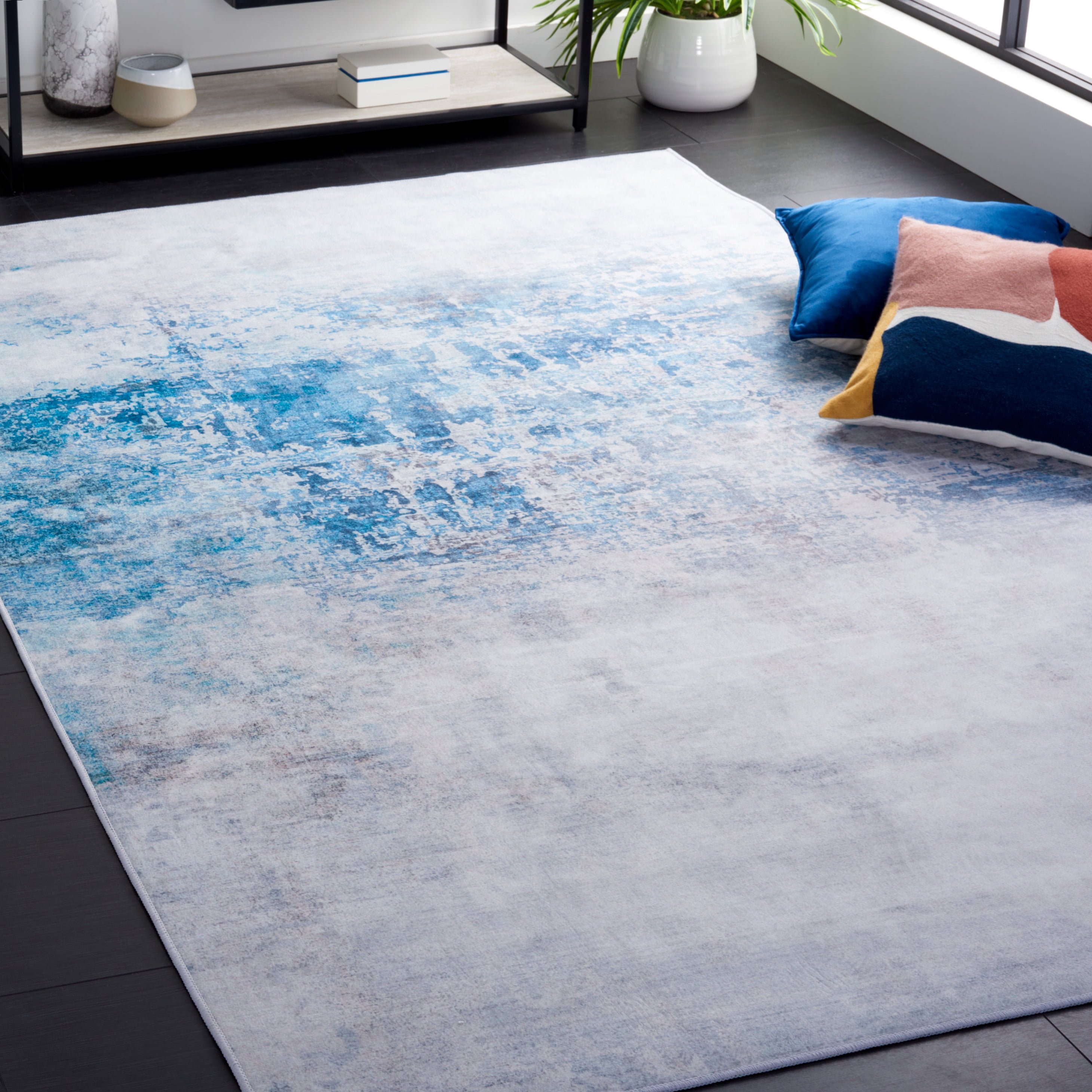 SAFAVIEH Tacoma Archer Traditional Machine Washable Area Rug, Grey/Blue, 4' x 6'