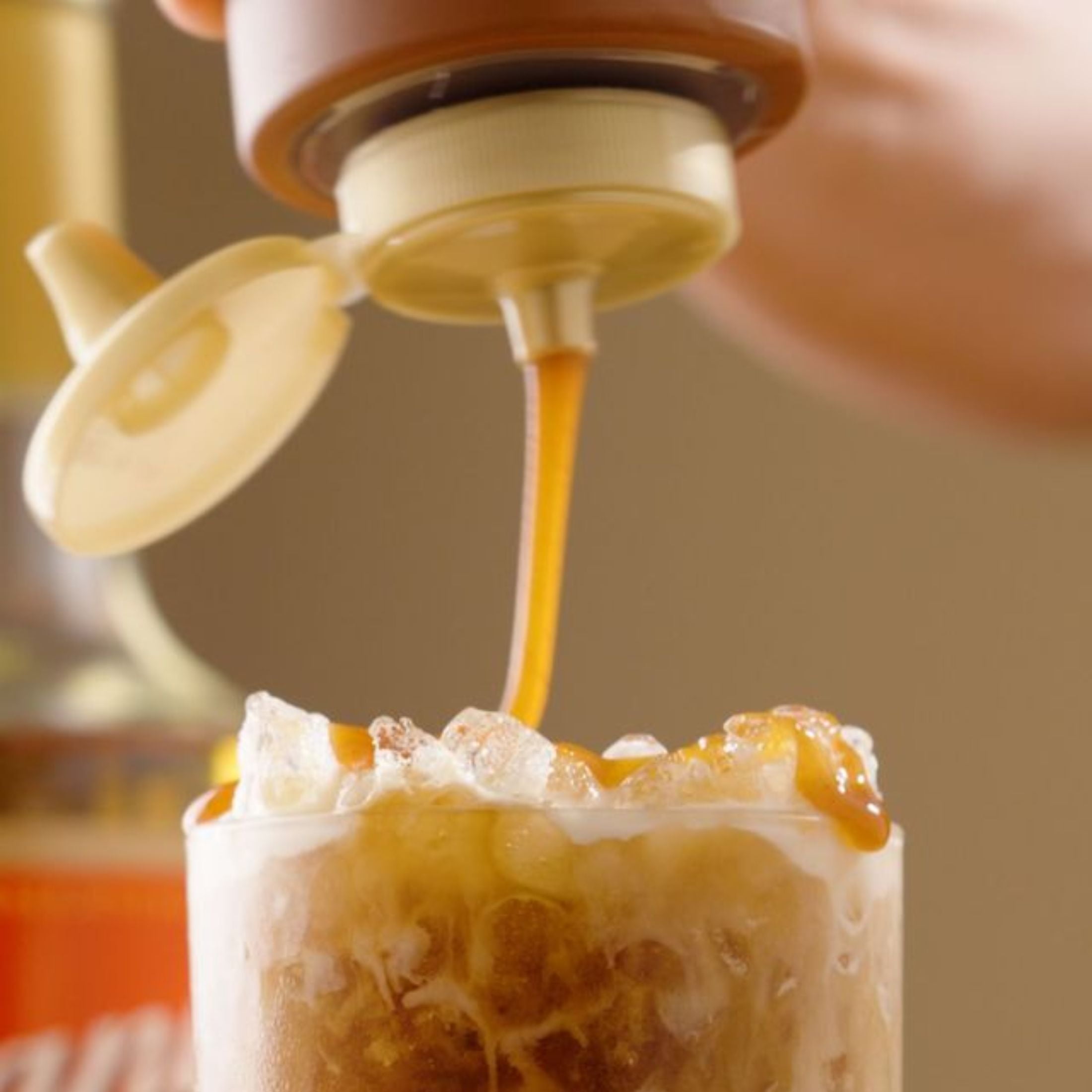 Torani Puremade Caramel Sauce, Plastic Bottle, Coffee and Dessert Topping, Contains Dairy, 16.5 oz