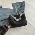 thumbnail image 1 of La versión coreana de moda popular de este año del bolso pequeño con cadena de diamantes de las celebridades de Internet para mujeres 2025 primavera nuevo bolso cruzado versátil para mujeres, 1 of 5