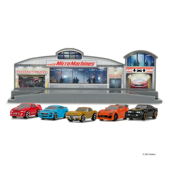 Micro Machines GM Icons Series 4 Miniature Cars, 5 Pack with Micro City Scene, #11