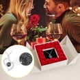 thumbnail image 1 of Fiudx Rosa Eterna, Caja de Regalo con Flor Roja Preservada, Collar con Proyección En Forma de Corazón, Te Amo En 100 Idiomas, Sorpresa Romántica, Novia, Esposa, Abuela, Perfecto para San Valentín, 1 of 6