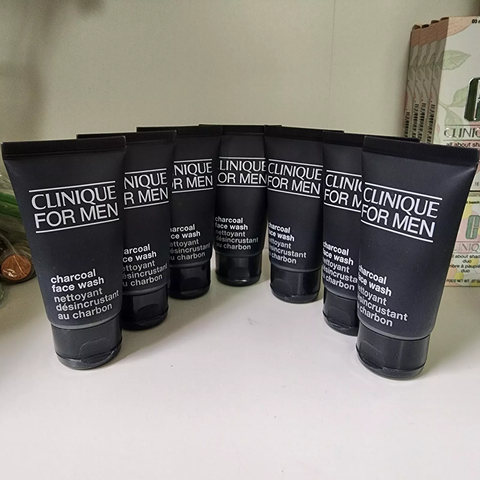 CLINIQUE Charcoal Face Wash 200ml 2本セット 61GG18BlecL.jpg