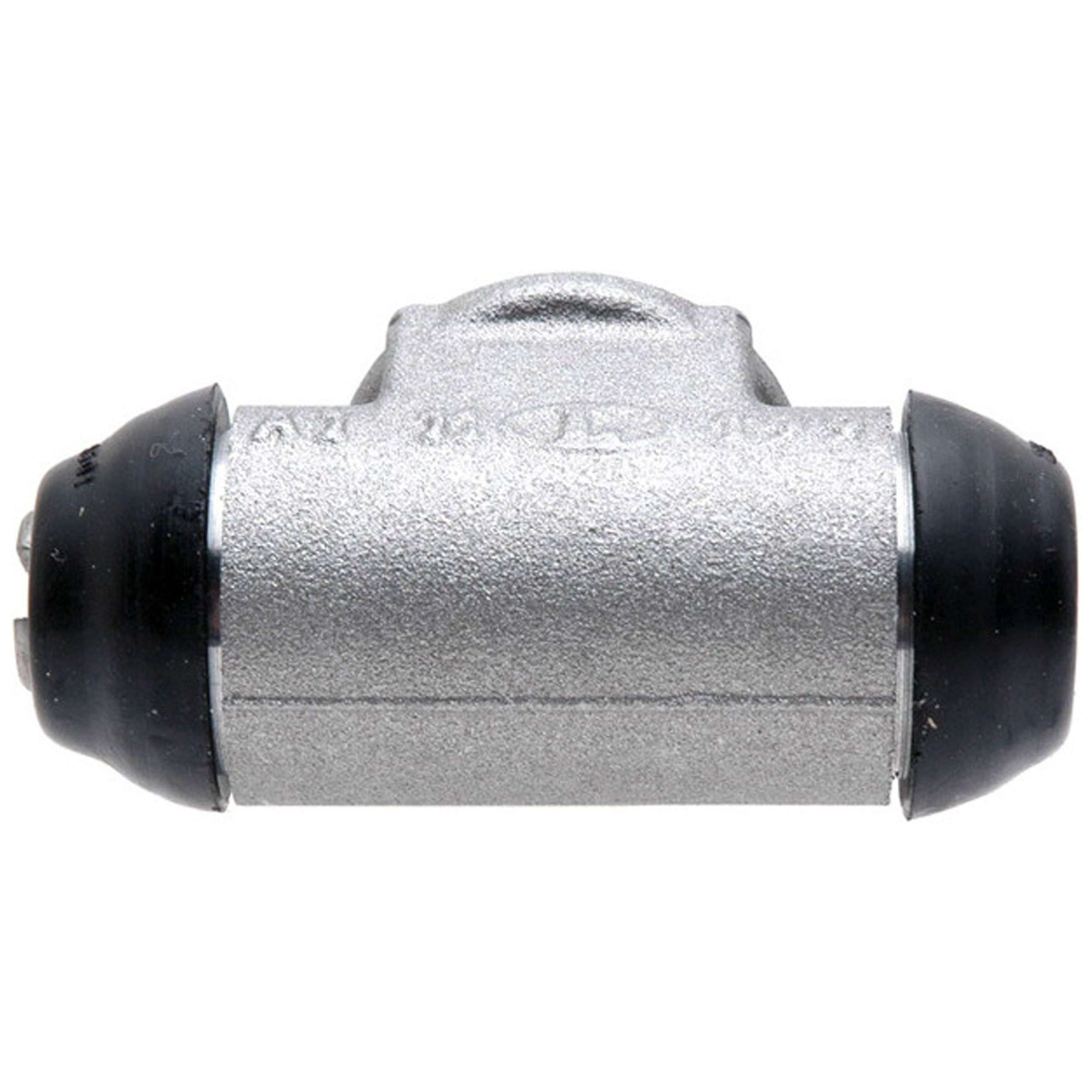 Raybestos Element3™ Wheel Cylinders Fits select: 1989-1990 GEO TRACKER, 1989-1990 SUZUKI SIDEKICK