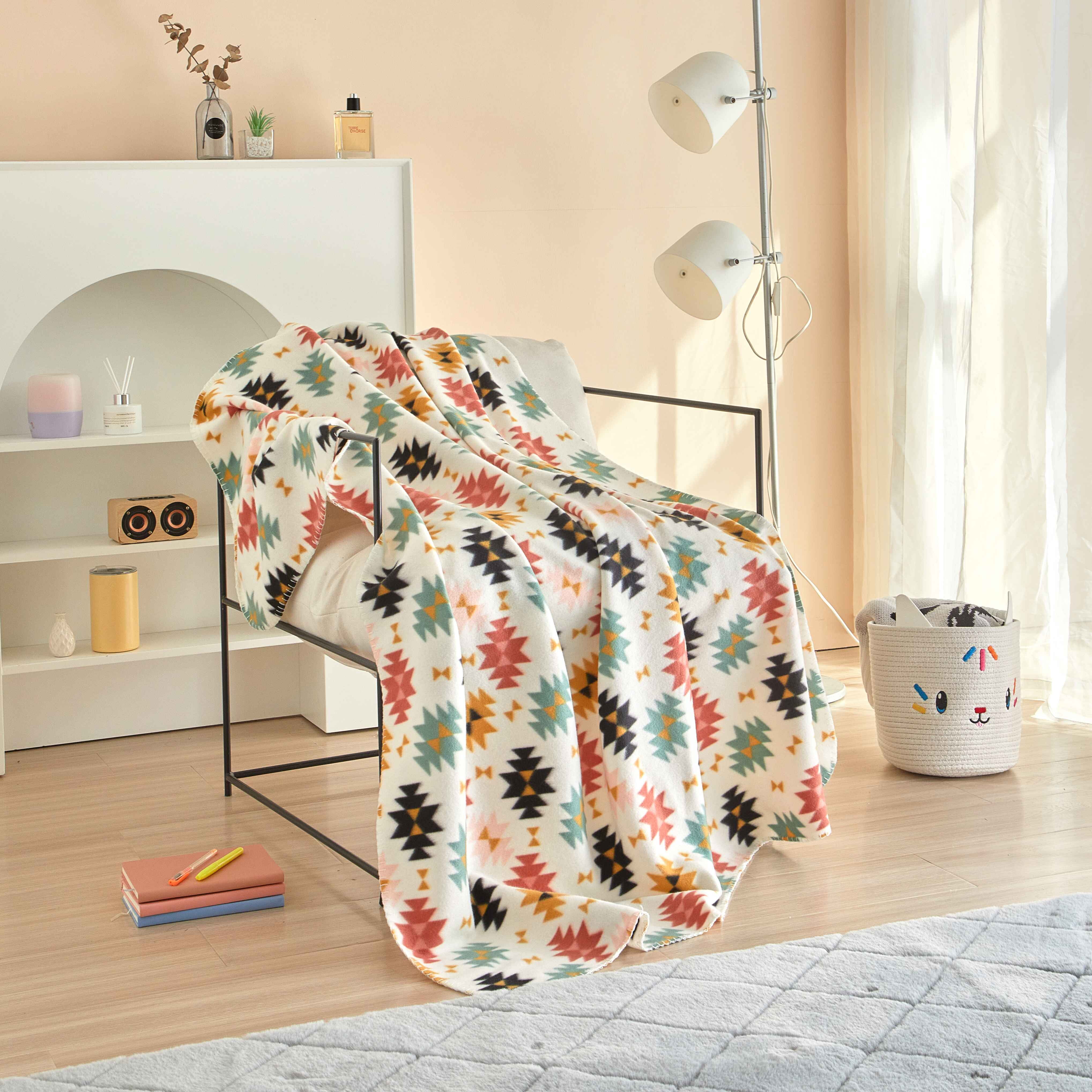 Mainstays Cozy Fleece Throw Blanket, Aztec Geo 50" x 60" All Ages