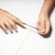 thumbnail image 4 of Set de manicura Tweezerman Glass con cortauñas, lima y pulidor, 4 of 7