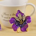 thumbnail image 2 of Broche para Mujer Broche de Flor de Vidrio Creado Morado Metal, 2 of 5