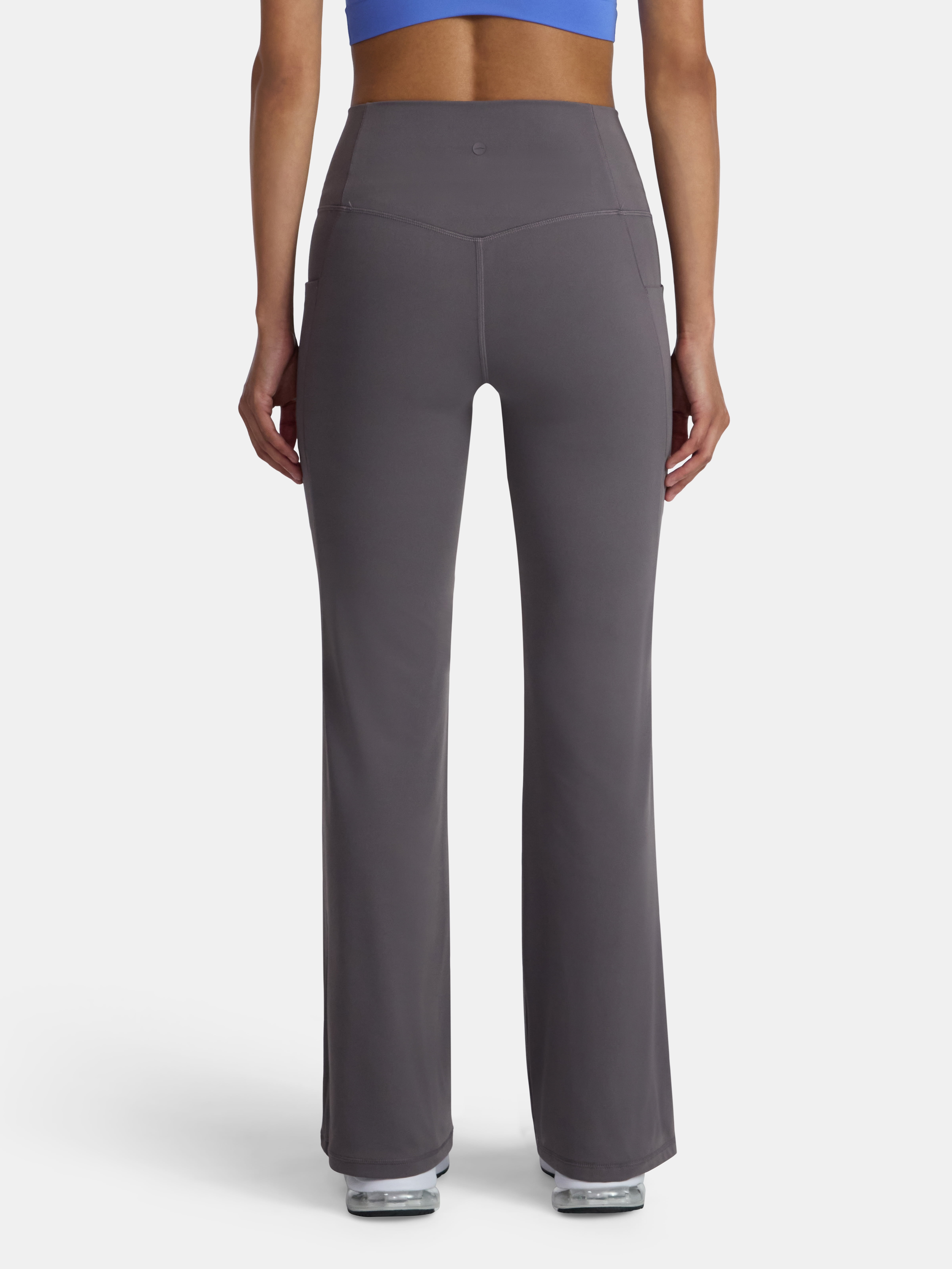 Avia Women's and Women's Plus SoftSculpt Flare Leggings with Pockets, Sizes XS-4X