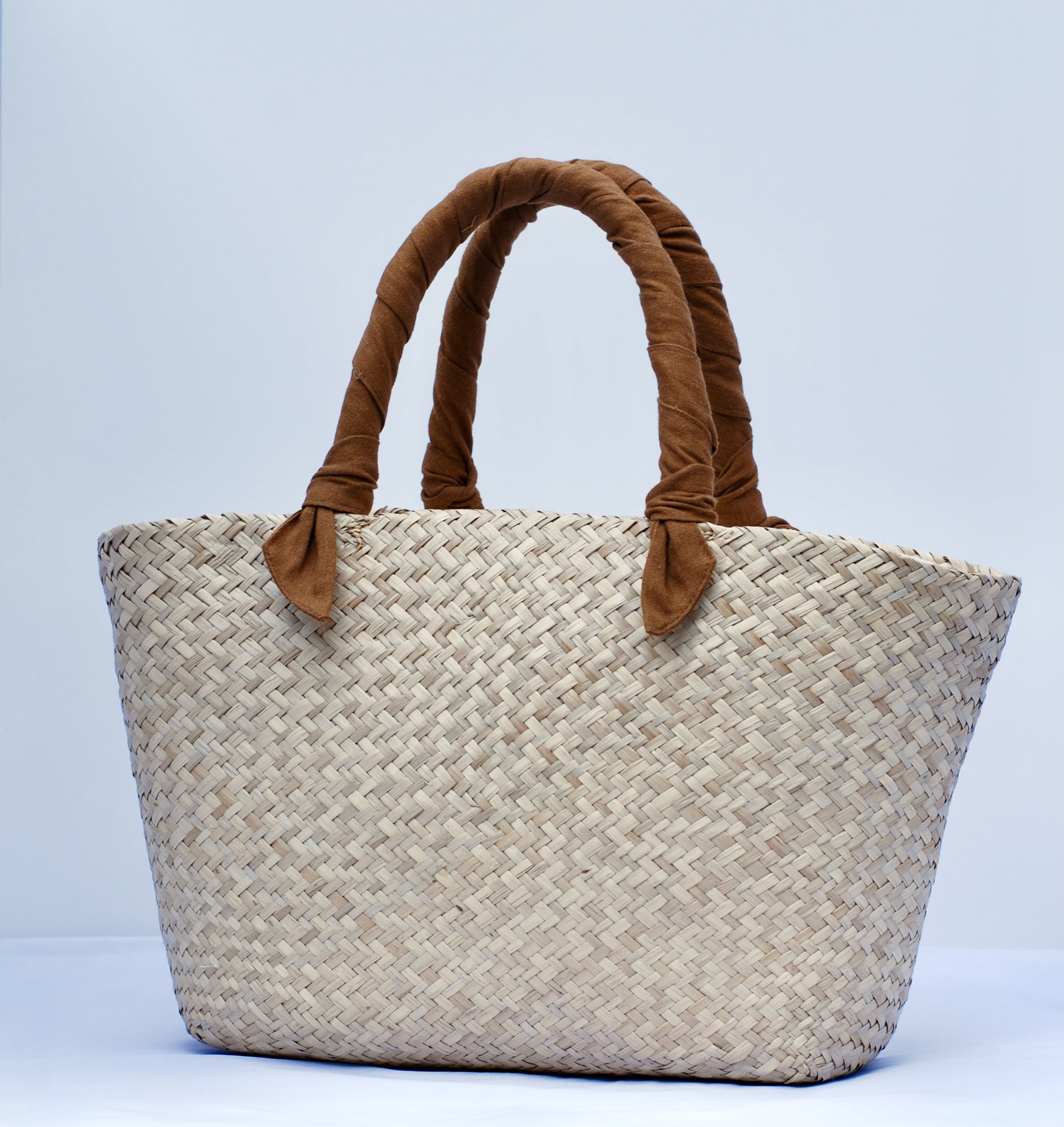 Handmade sustainable straw tote bag, straw beach bag, straw market