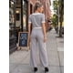 thumbnail image 3 of Conjunto Casual para Mujer 2 Piezas Blusa Crop con Botones Decorativos y Pantalón Palazzo de Pierna Ancha, 3 of 5