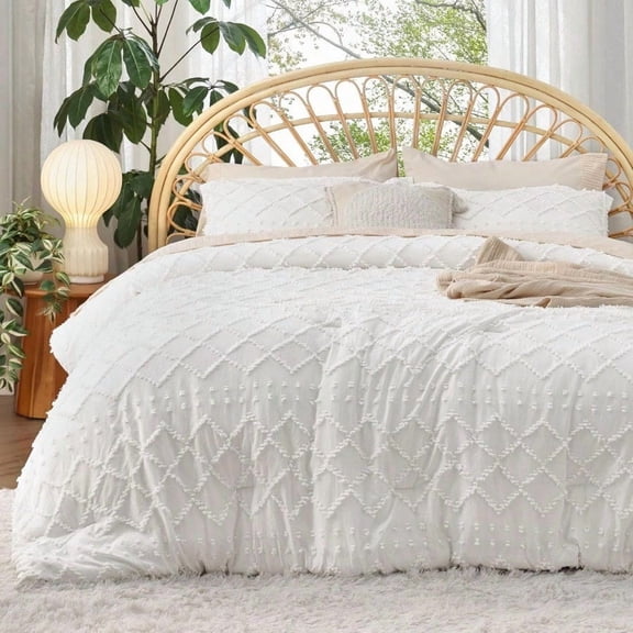 Queen Comforter Set White Comforter Boho Tufted Shabby Chic Bedding Comforter Set for 3 Pieces Vintage Farmhouse Bed Set for All Seasons Fluffy Soft Bedding Set with 2 Pillow Shams