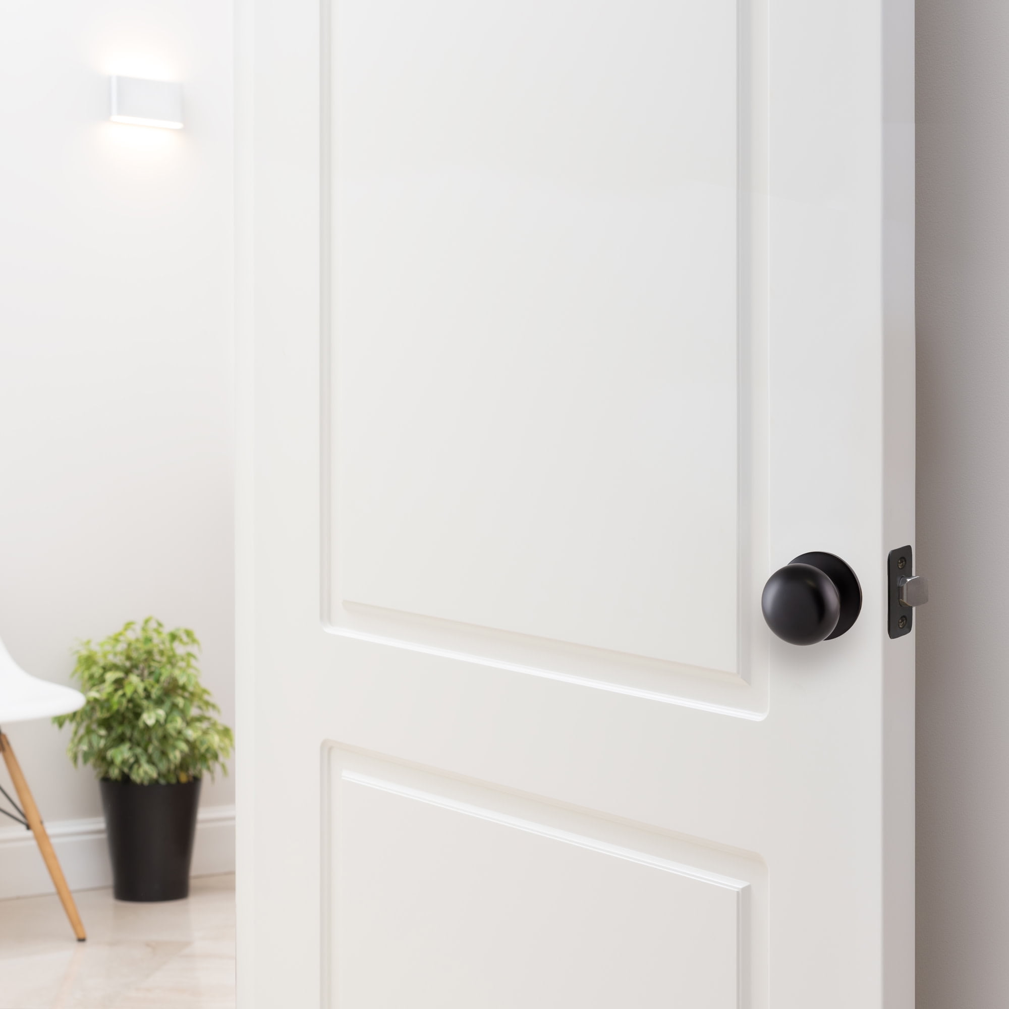 Design House Cambridge Passage Hall and Closet Door 2-Way Knob, Matte Black