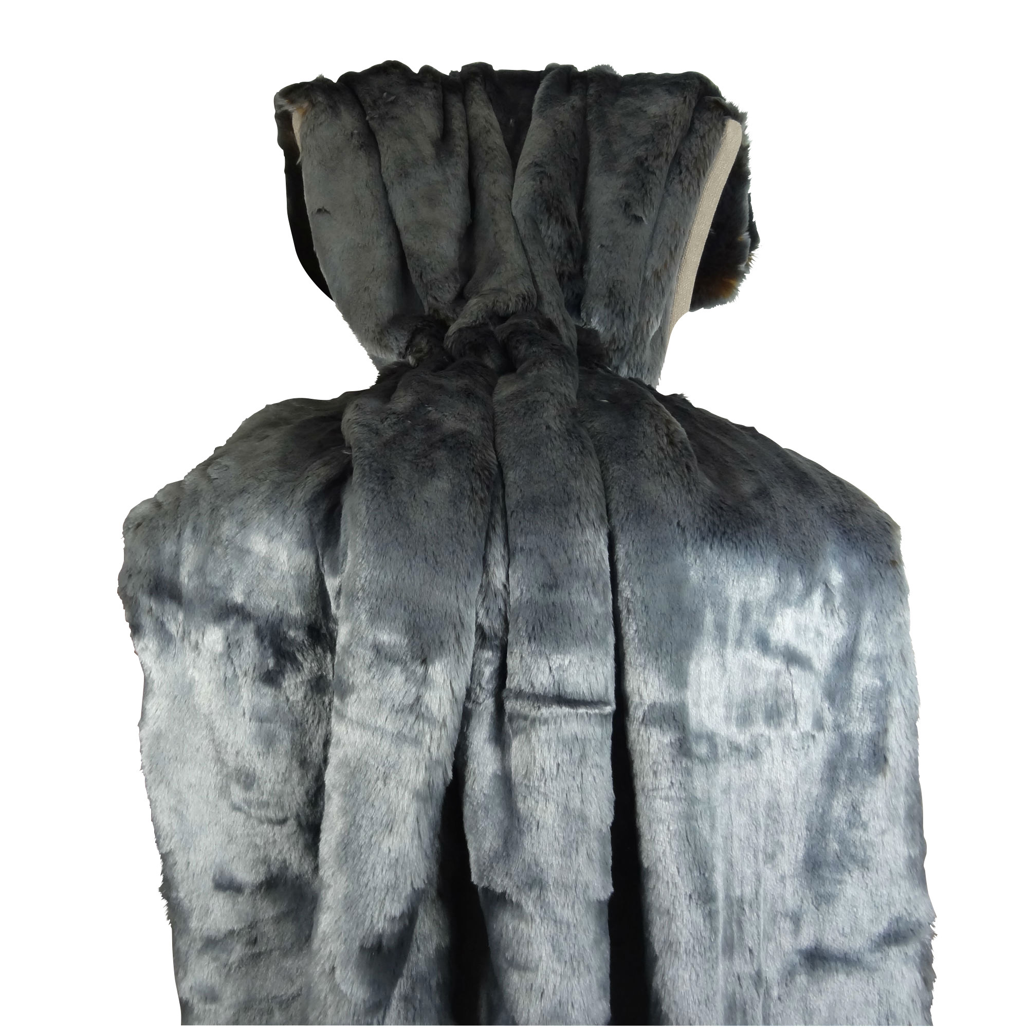 Tissavel Faux Fur Handmade Throw / Blanket