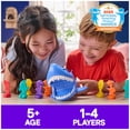 thumbnail image 2 of Juego de bolos Spin Master Games Shark Strike para niños mayores de 5 años, 2 of 9