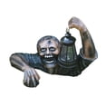 thumbnail image 1 of Estatua de Zombi Con Linterna LED solar ANGGREK resina 19x9,5x15 cm, 1 of 8