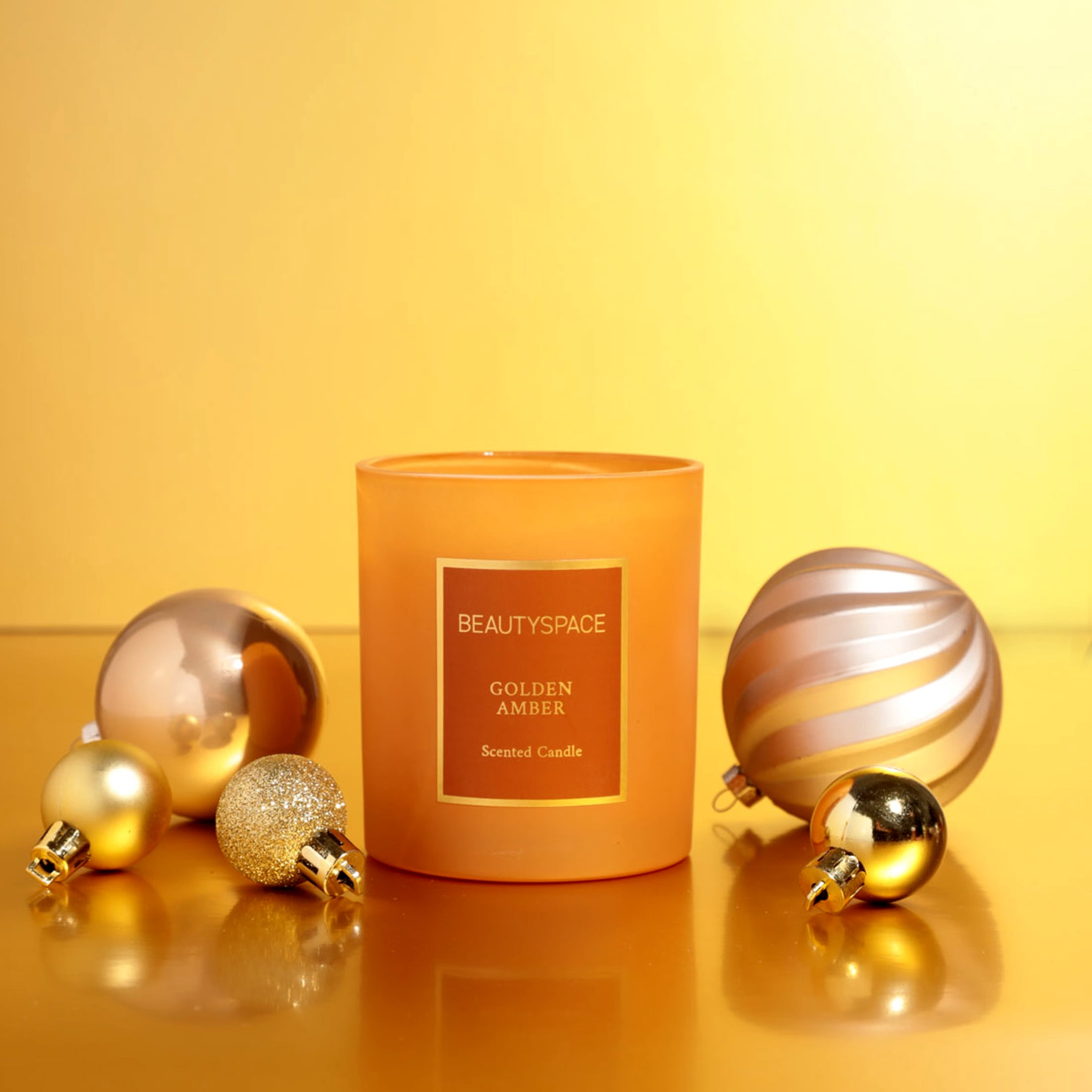 BEAUTYSPACE Golden Amber Holiday Candle Gift, 200g