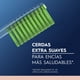 thumbnail image 4 of Cepillo de Dientes Oral-B Ultrafino con Cerdas Extra Suaves, 2 pzas, 4 of 5