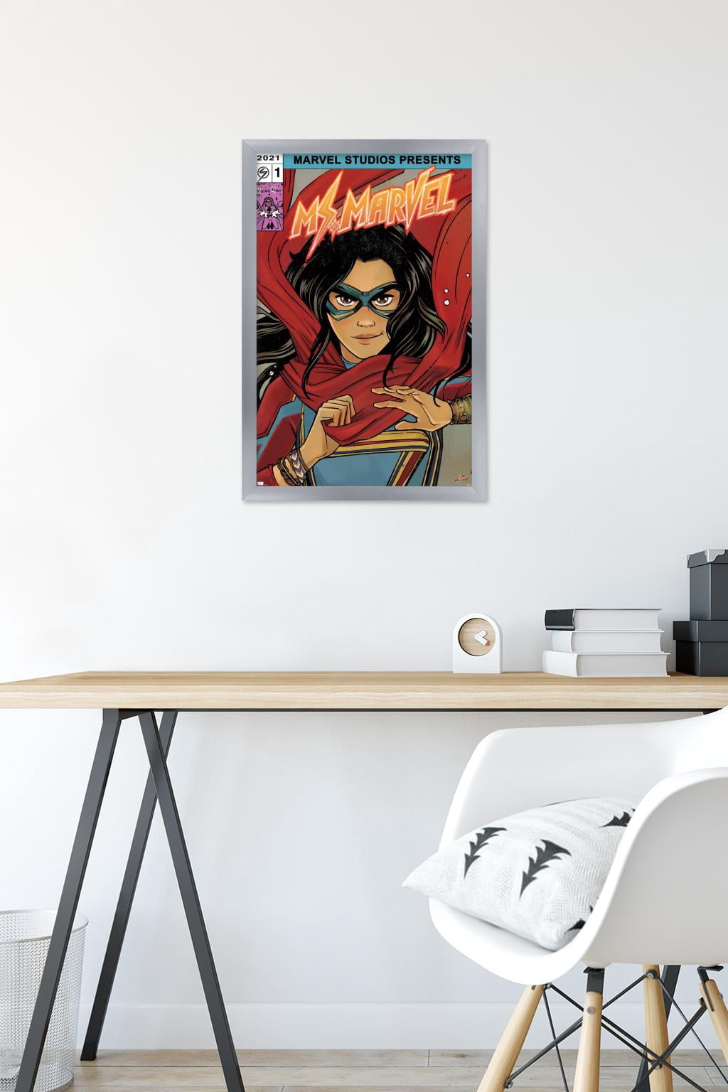 Marvel Ms. Marvel - Comic Wall Poster, 14.725" x 22.375" Framed