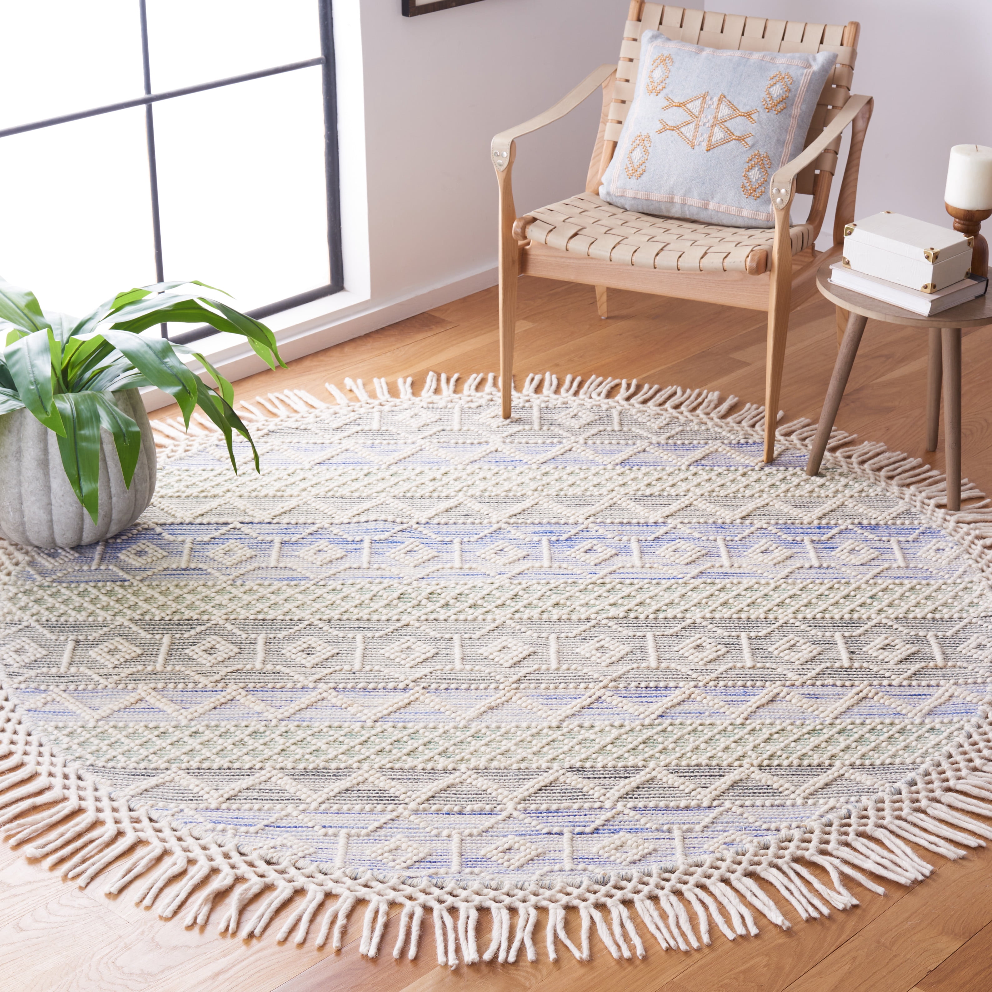 SAFAVIEH Natura Dortha Geometric Area Rug, Ivory/Light Blue, 6' x 6' Round