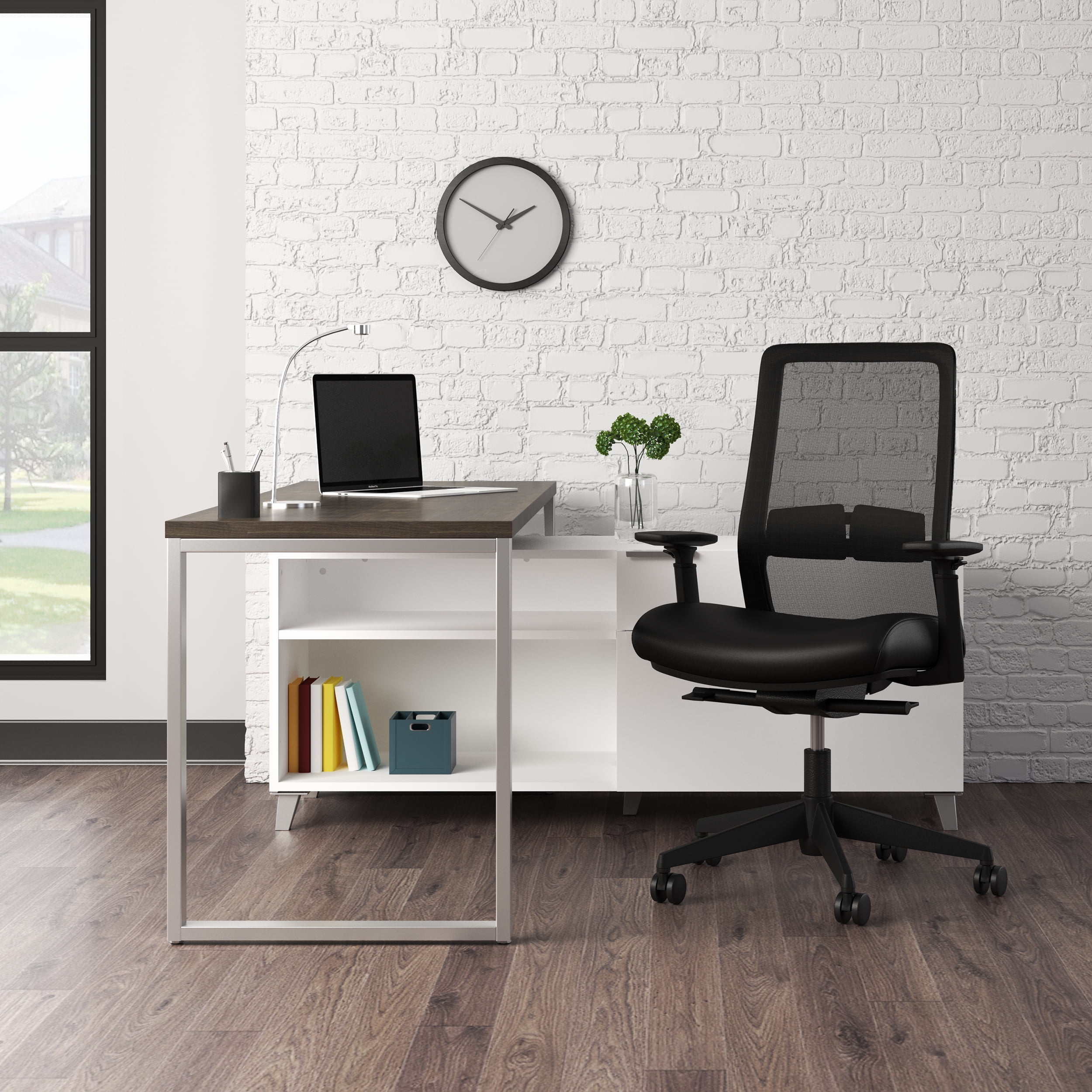 HON Basyx Biometryx Commercial-Grade Mesh Back with Bonded Leather Seat Task Chair, Office Chair, in Black (BSX155SB11T)