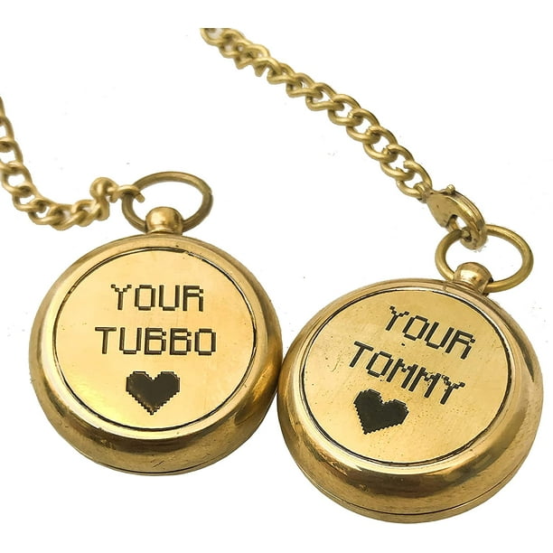 Personalized store compass necklace