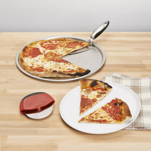 OXO Good Grips Clean Cut Pizza Wheel and Cutter 