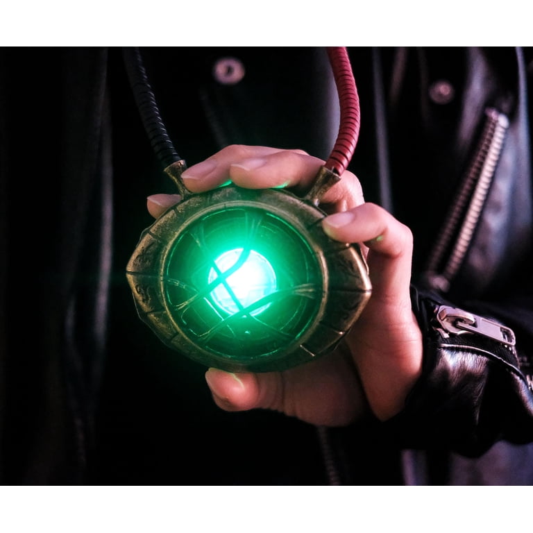 Marvel Doctor Strange Eye of Agamotto 1:1 Scale Light-Up Prop