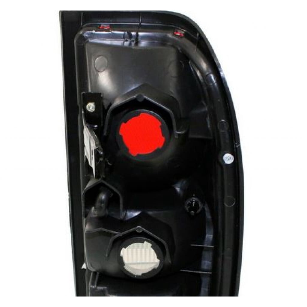 Tail Light Compatible With 2000-2001, 2003-2004 Nissan Frontier Left Driver
