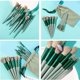 thumbnail image 4 of Juego de 13 pinceles de maquillaje verdes con estuche de transporte y herramientas para base y sombras de ojos, 4 of 7