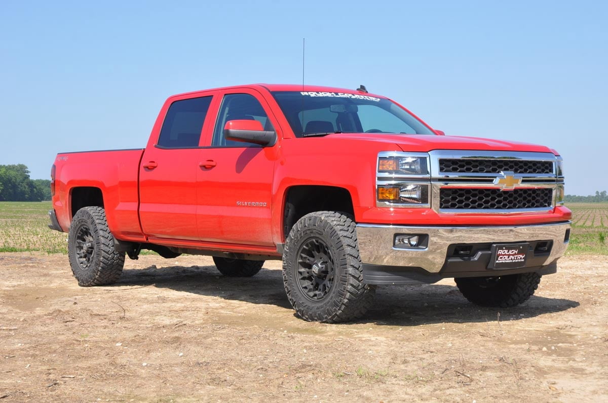 Rough Country 2.5" Leveling Lift Kit w/M1 Struts for 07-16 Chevy/GMC 1500 - 1340 Fits select: 2008-2009,2014-2016 CHEVROLET SILVERADO