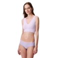 thumbnail image 1 of Sujetador tipo bralette Calvin Klein Invisibles Comfort con forro ligero, 1 of 5