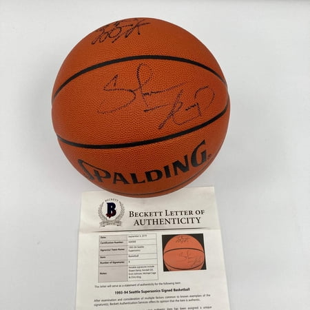 1993-94 Seattle SuperSonics Official Spalding Game Basketball Shawn Kemp Beckett