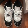 thumbnail image 3 of Air Jordan 11 Espadrilles Rétro Concord, 3 of 5