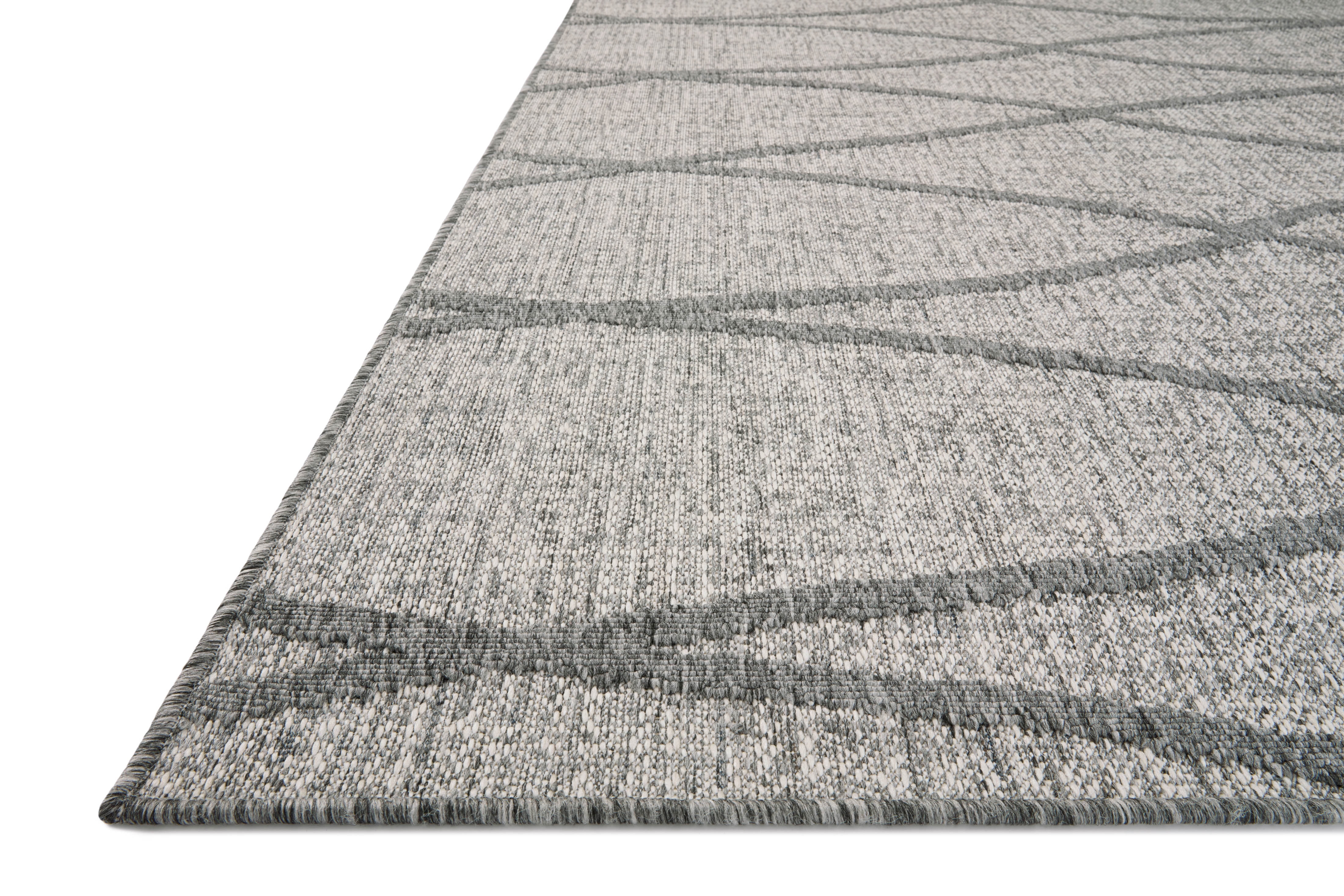 Indoor Outdoor Loloi Rainier Dove / Grey 5'-3" x 7'-7" Area Rug