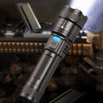 thumbnail image 3 of Linterna LED superbrillante con pantalla de potencia compacta de 800LM para acampar y senderismo, 3 of 9
