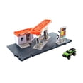 thumbnail image 2 of Pista de Juguete Matchbox Basics Playset de Acción Estación de Gasolina, 2 of 4