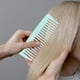 thumbnail image 5 of Peine desenredante para el cabello, herramienta de peinado con peine ancho, peine de champú largo para evitar , para hombres y mujeres, rizos, verde, 5 of 8