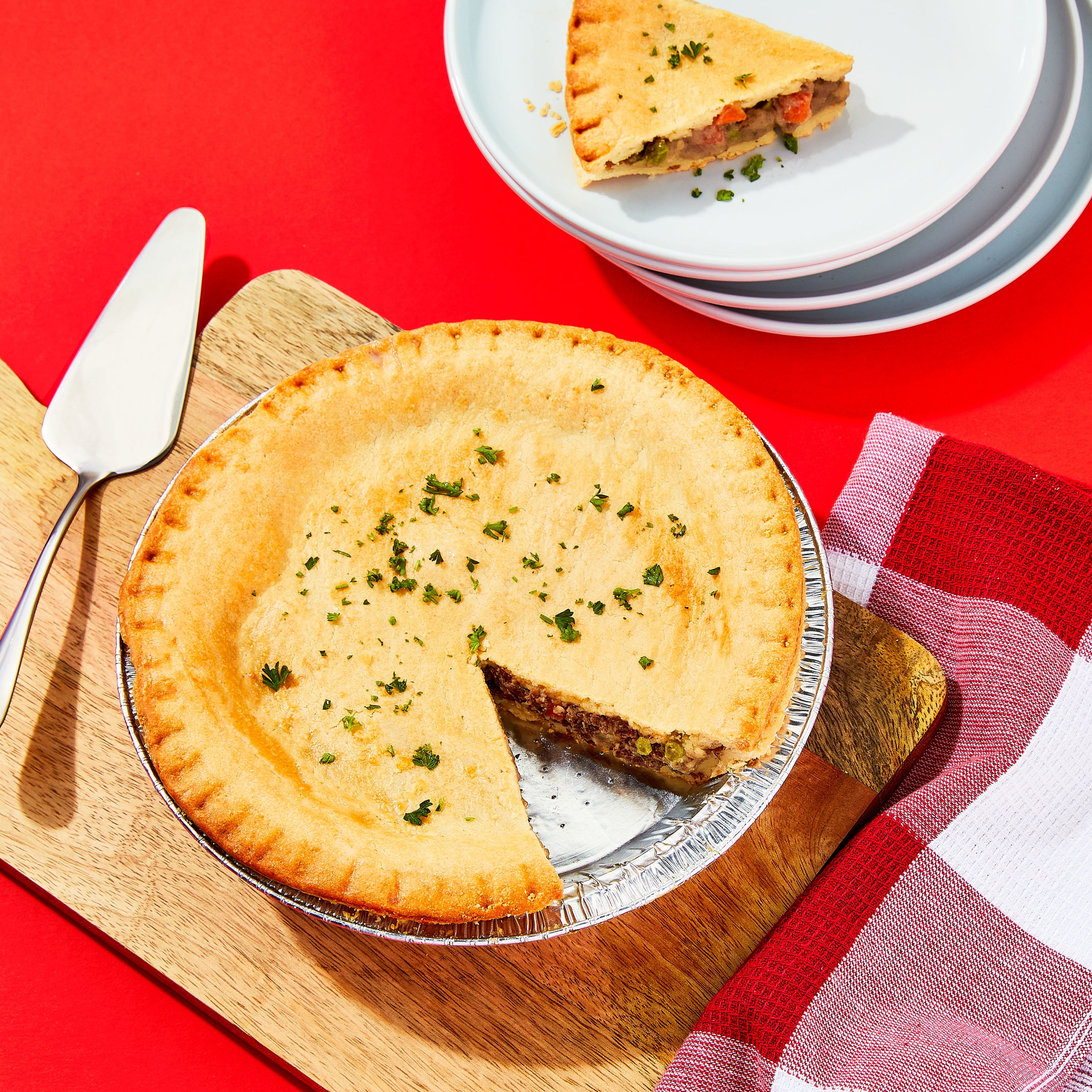 bettergoods Beef Pot Roast Pot Pie, 28 oz (Frozen)