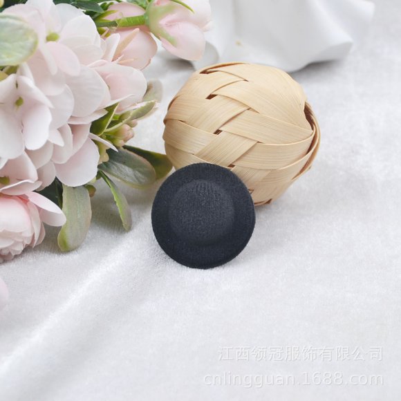 CIMAXIC Party 20pcs Doll Hats: Mini Hats For Christmas Diy Party Accessory Decoration - Tiny Caps - Doll Clothing Supplies For Diy Crafts And Projects,1.57"X1.57"X0.59"