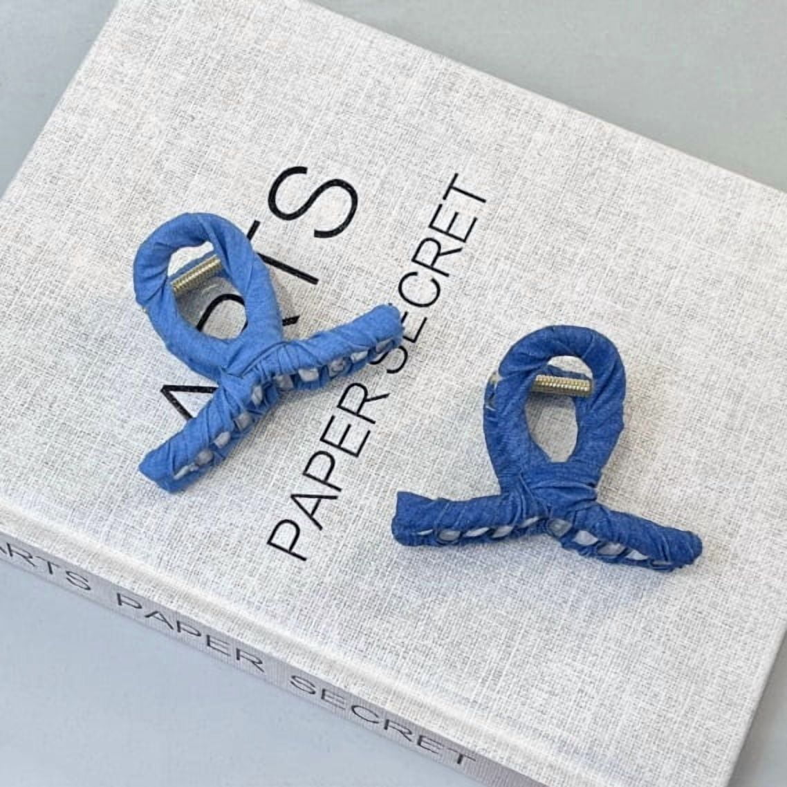 2-Pack Vintage Denim Blue Shark Clips - Stylish and Functional Hair Accessories for Everyday Use
