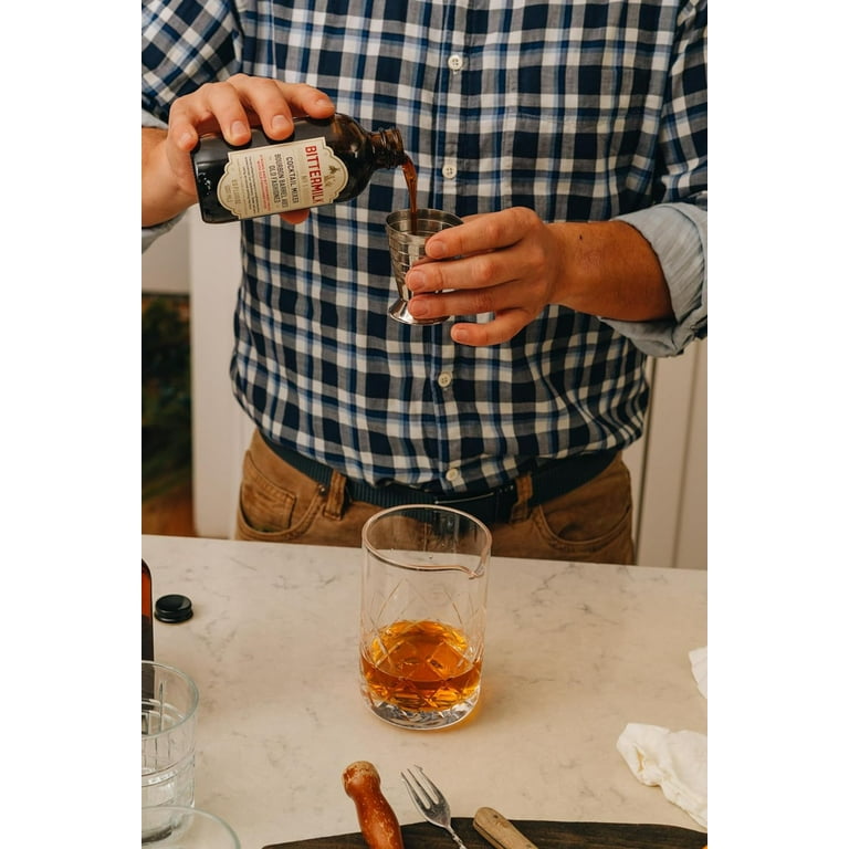 Not as Neat by Using a Bourbon Mixer - Bourbonfool