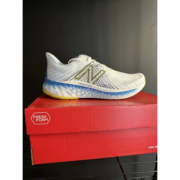 Size 12 New Balance Fresh Foam Vongo V5 White Blue Running Shoes Men NB MVNGOWM5