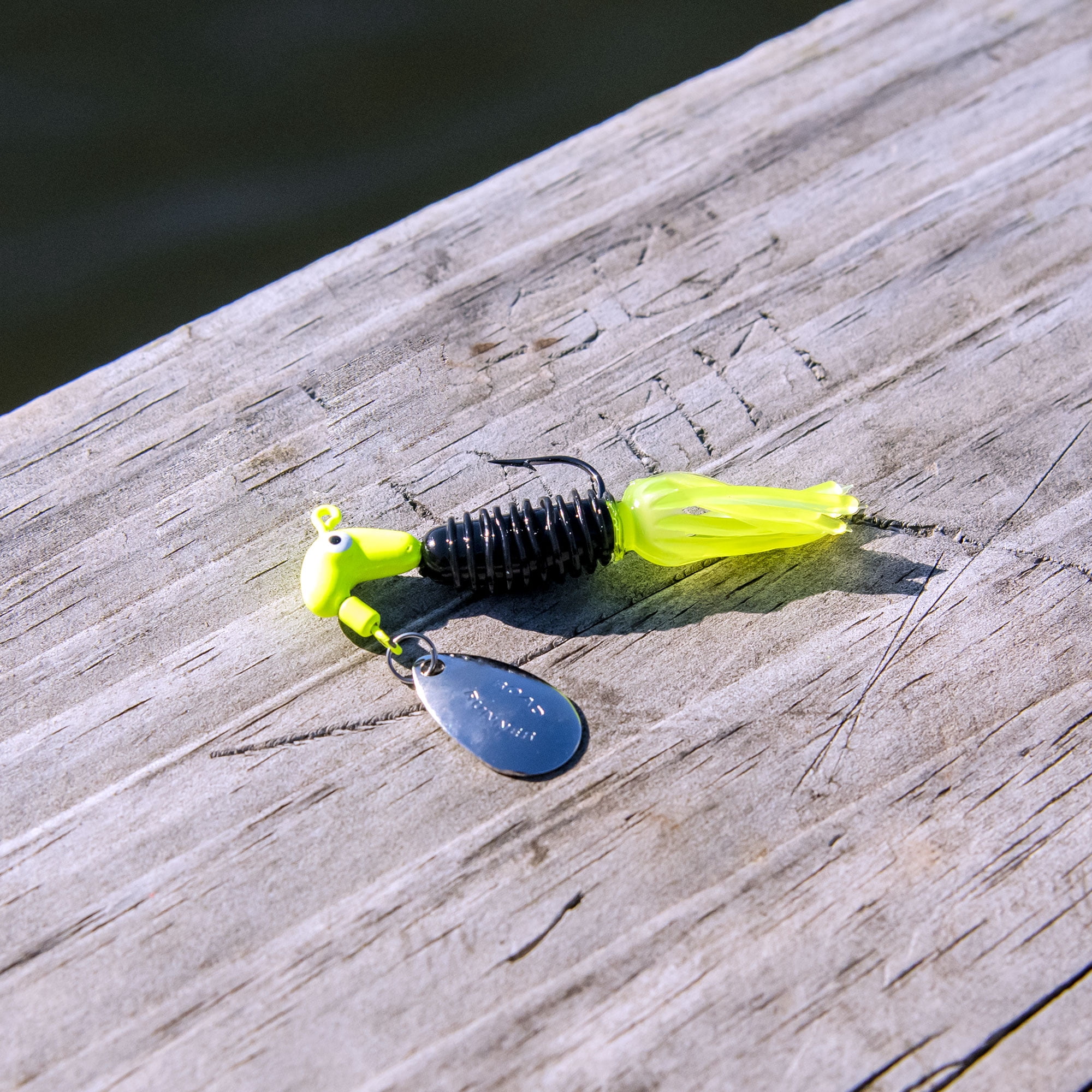 (2 pack) Road Runner Crappie Tamer, Chartreuse/Black Sparkle, Underspin Fishing Jig