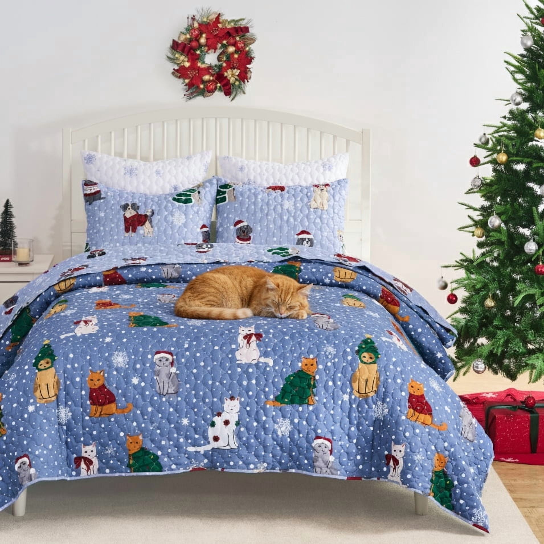 Greenland Home Fashions Winter Whiskers Holiday Dogs & Cats Pet Lovers' Quilt Set, 3-Piece Full/Queen