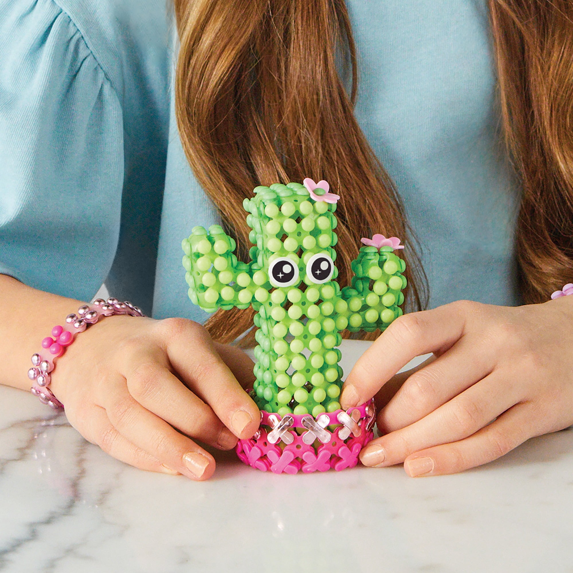 Make It Real: LinXo: Lookin' Sharp! Light-Up Decor - 2-In-1 Create