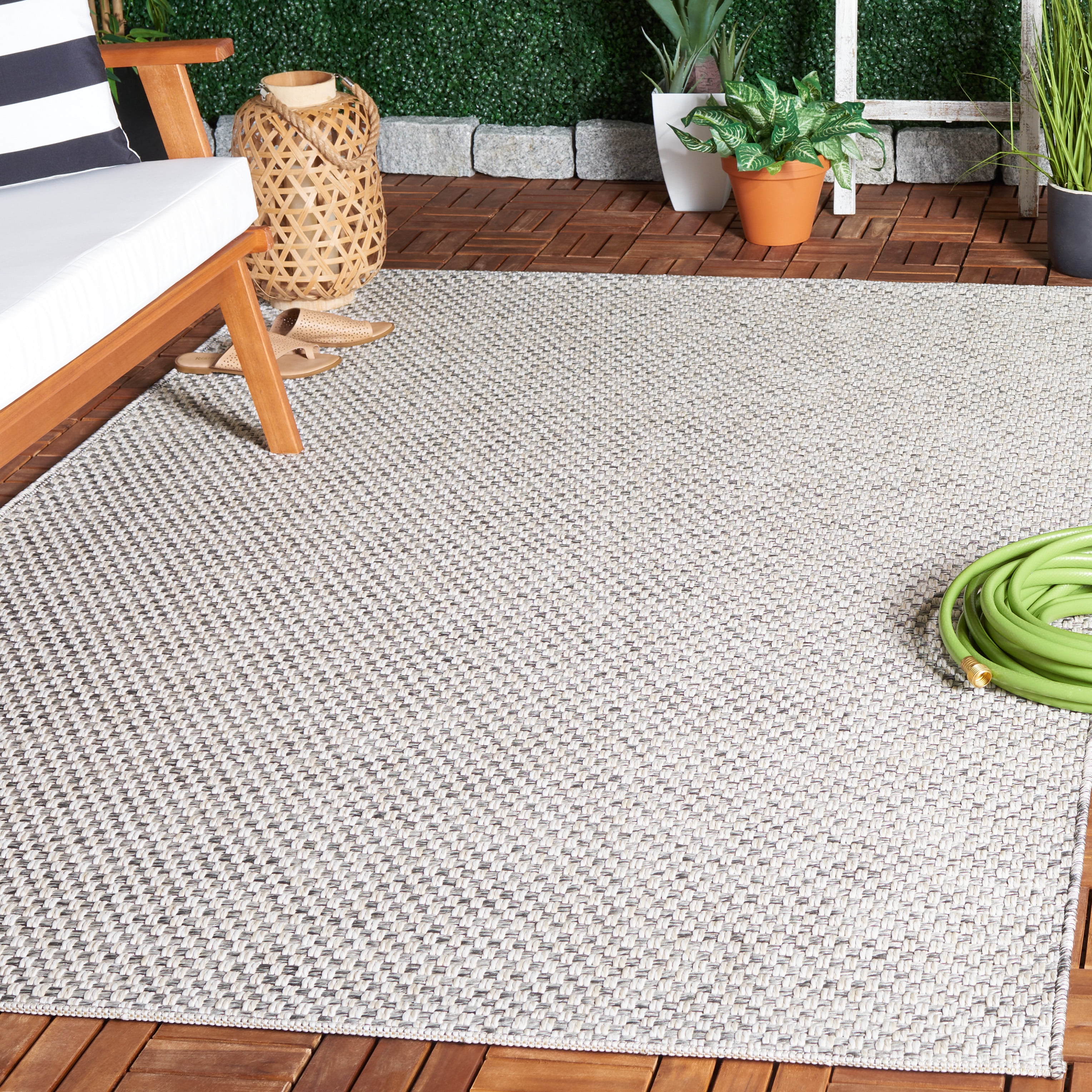 Safavieh Sisal All-Weather Delroy Solid Indoor/Outdoor Area Rug, Gray/Ivory, 6'7" x 9'6"