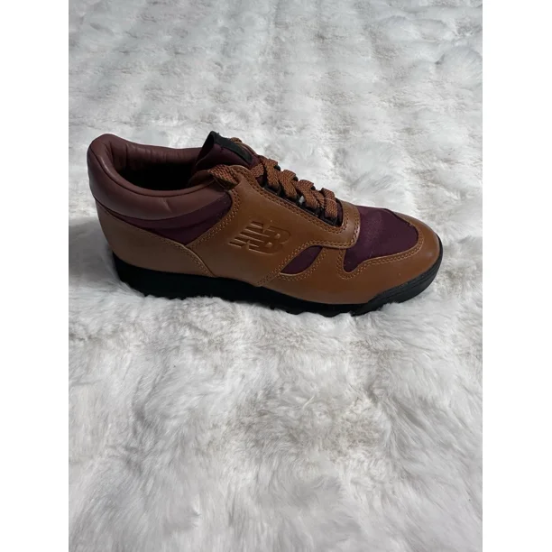 New Balance Rainier Low Brown Red Cordura Fabric Water Resistant Vibram Sz 9.5